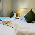 Lakeland Cottage, Bowness, Parking *