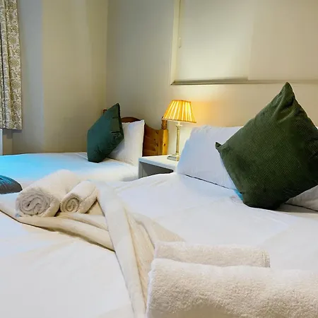 Lakeland Cottage, Bowness, Parking *