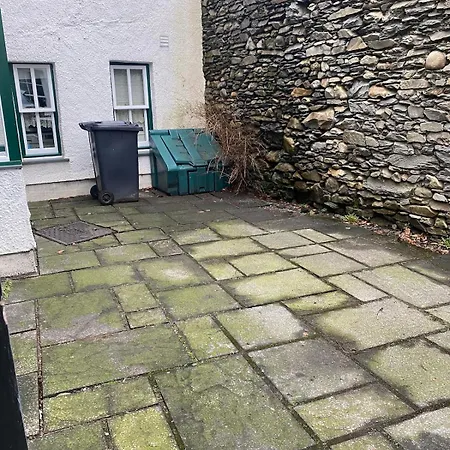 Semesterbostad Lakeland Cottage, Bowness, Parking *