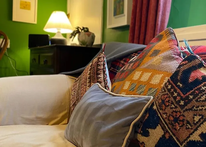 Lakeland Cottage, Bowness, Parking