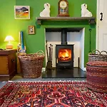 Prázdninový dům Lakeland Cottage, Bowness, Parking *